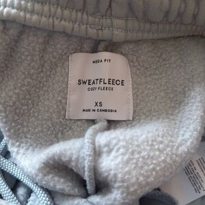 Aritzia sweatpants